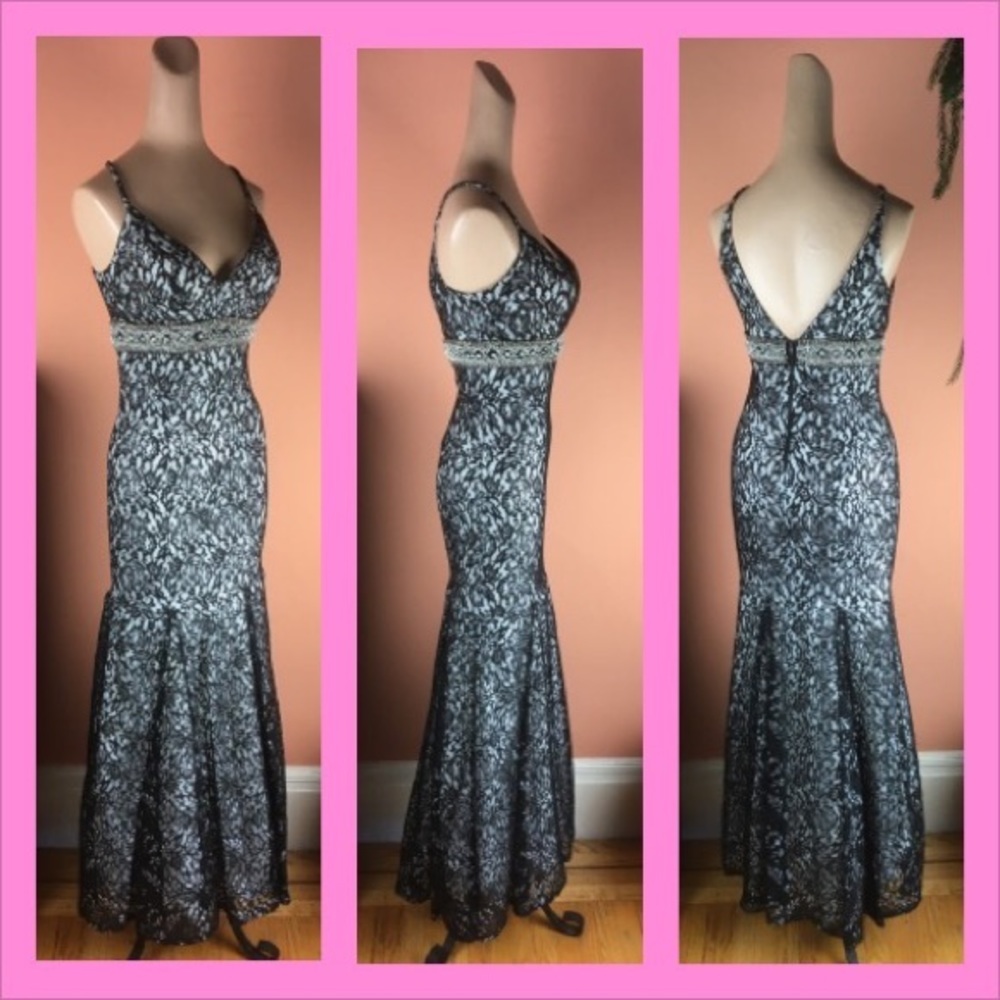 Stunning Sequin Hearts Black Lace Mermaid Prom Dress